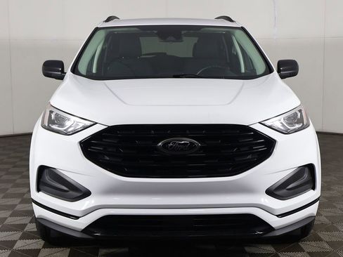 Used 2024 Ford Edge SE w/ Black Appearance Package AWD/4WD image 8