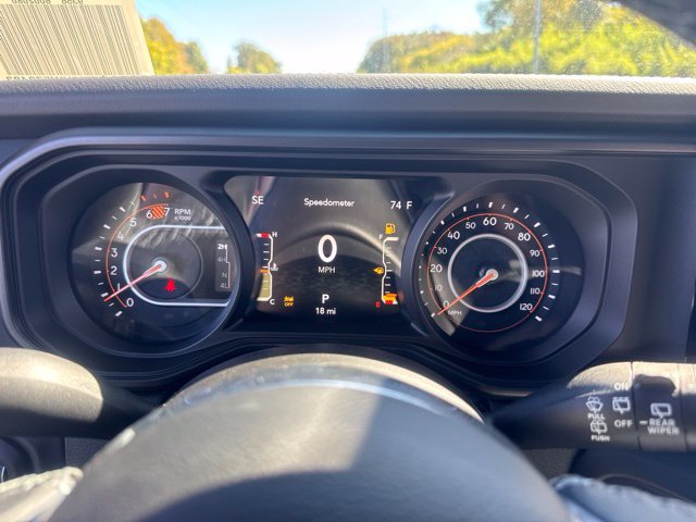 New 2027 Jeep Wrangler Unlimited Sahara AWD/4WD image 24