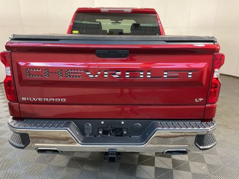 Used 2021 Chevrolet Silverado 1500 LT AWD/4WD image 8