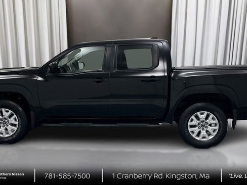 Used 2022 Nissan Frontier SV image 8