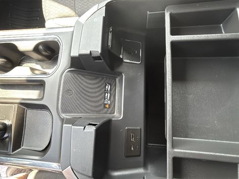 Used 2022 GMC Sierra 1500 Elevation image 22