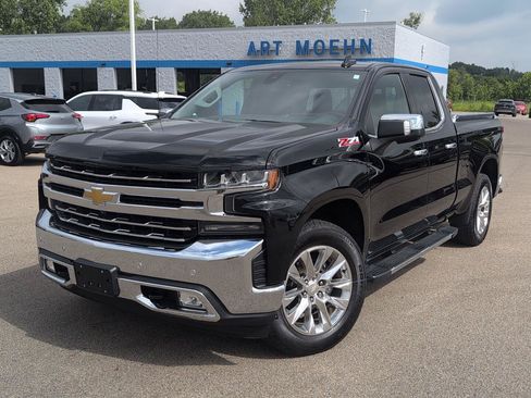 Used 2019 Chevrolet Silverado 1500 LTZ w/ LTZ Plus Package AWD/4WD image 13