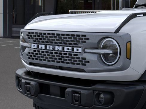 New 2025 Ford Bronco Badlands AWD/4WD image 19