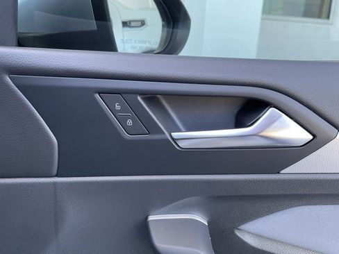 New 2025 Volkswagen Jetta SE image 29