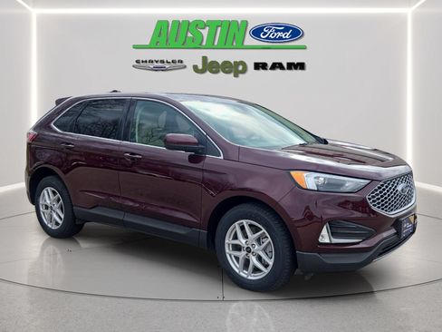 Certified 2024 Ford Edge SEL w/ Convenience Package AWD/4WD image 15