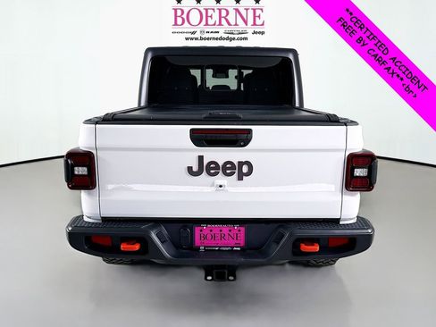 Used 2024 Jeep Gladiator Mojave w/ Convenience Group image 6