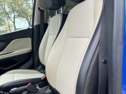 Used 2017 Buick Encore Preferred FWD image 8