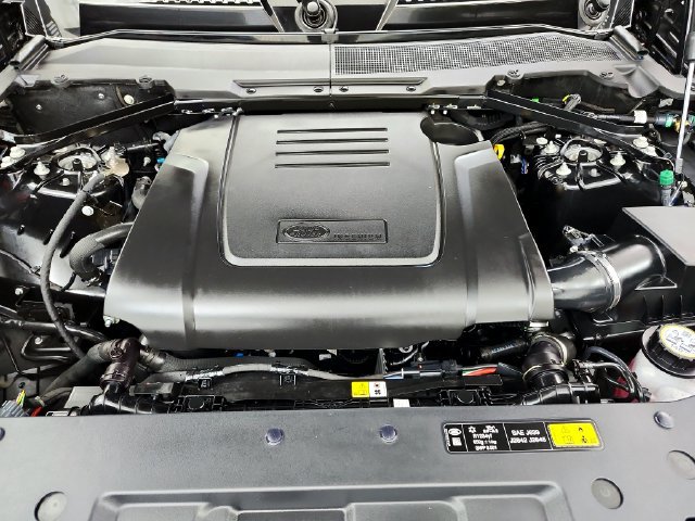 Certified 2026 Land Rover Defender 110 S AWD/4WD image 40