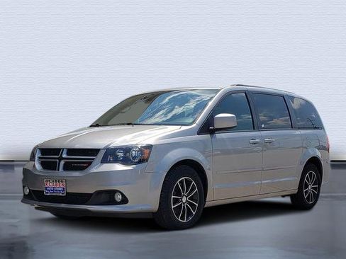 Used 2017 Dodge Grand Caravan GT FWD image 1