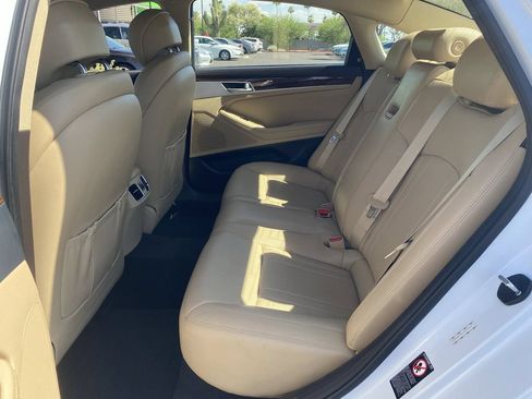 Used 2018 Genesis G80 3.8 RWD image 15