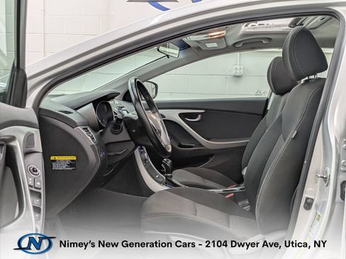 Used 2016 Hyundai Elantra Value Edition FWD image 3