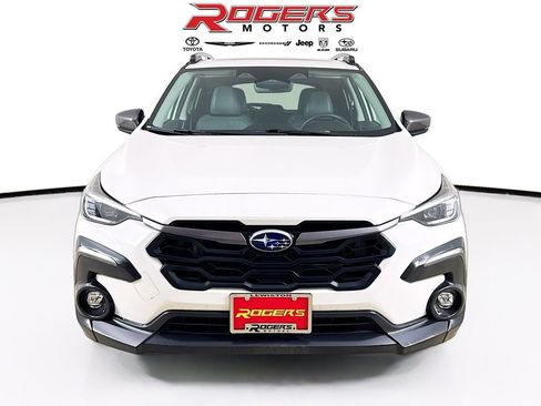Certified 2025 Subaru Crosstrek 2.5i Limited w/ Popular Package #3A image 2