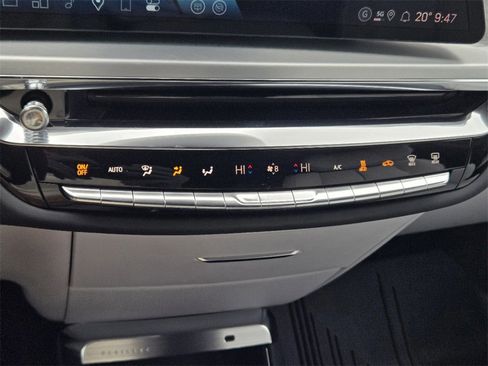 New 2025 Cadillac Lyriq Luxury image 20