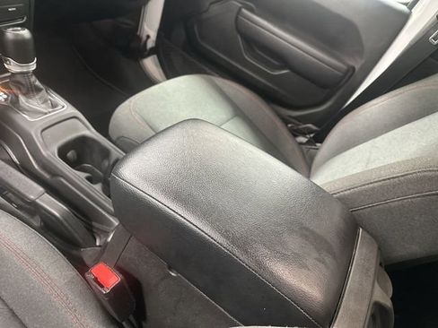 Used 2024 Jeep Wrangler Unlimited Rubicon image 22