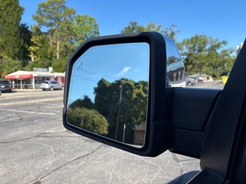 Used 2018 Ford F150 Platinum w/ Equipment Group 701A Luxury AWD/4WD image 15