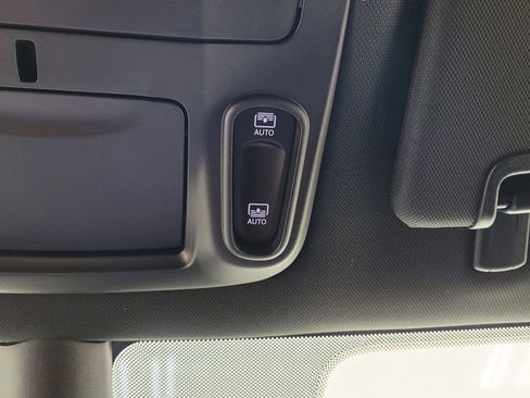 New 2026 Chrysler Pacifica Limited w/ S Appearance Package image 32