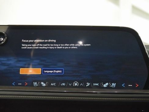 New 2025 Chevrolet Suburban Premier image 31