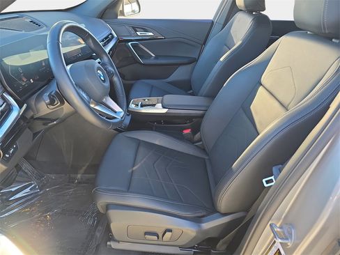 Used 2025 BMW X1 xDrive28i image 18