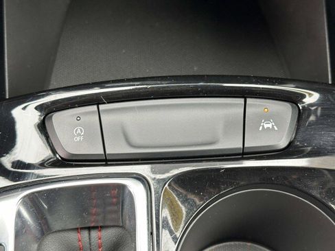 Used 2024 Chevrolet Trax RS w/ Driver Confidence Package image 20