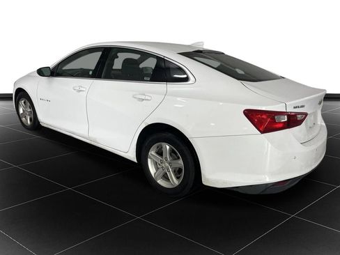Used 2024 Chevrolet Malibu LT FWD image 3