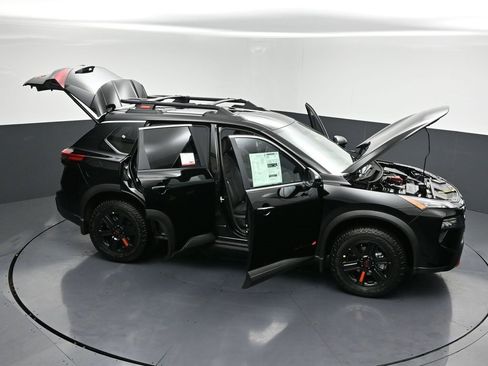 New 2026 Nissan Rogue SV image 30