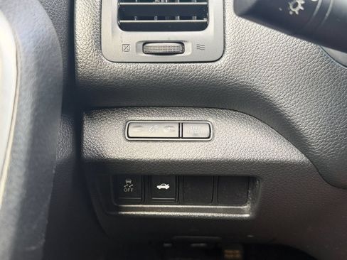 Used 2013 Nissan Altima 2.5 S FWD image 18