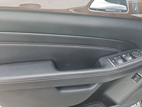 Used 2015 Mercedes-Benz ML 350 2WD w/ Premium 1 Package image 41