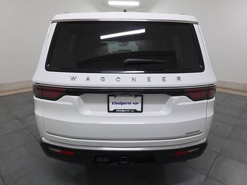 Used 2024 Jeep Wagoneer Series II image 4