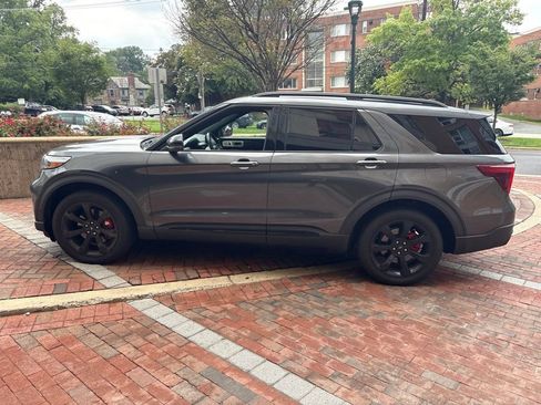 Used 2020 Ford Explorer ST w/ ST Street Pack AWD/4WD image 6