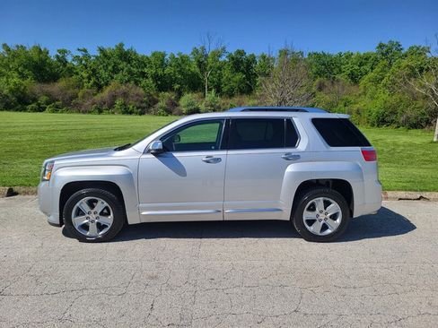 Used 2015 GMC Terrain Denali FWD image 3