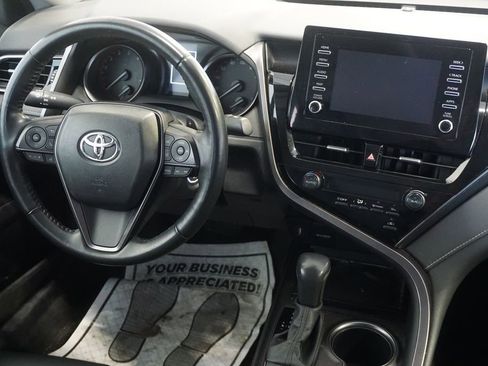 Used 2023 Toyota Camry SE image 24