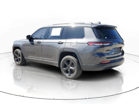 Used 2022 Jeep Grand Cherokee L Laredo AWD/4WD image 3