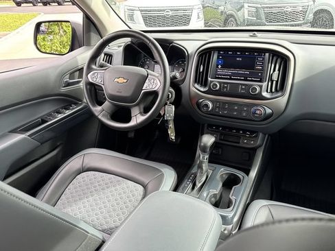 Used 2022 Chevrolet Colorado Z71 w/ Z71 Midnight Edition AWD/4WD image 24