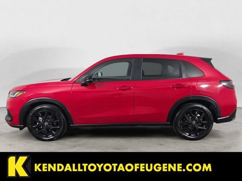 Used 2025 Honda HR-V Sport image 2