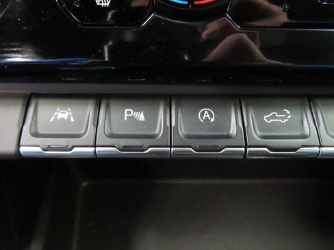 Used 2024 GMC Sierra 1500 AT4 w/ Technology Package image 67