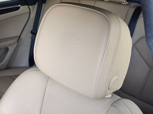 Used 2019 Porsche Macan S AWD/4WD image 24