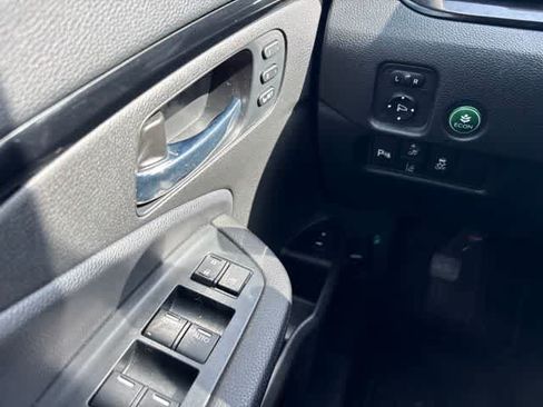 Used 2022 Honda Pilot Touring image 24