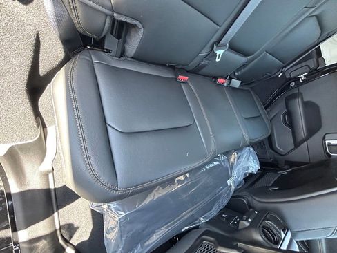 New 2025 Jeep Wrangler Sahara image 25