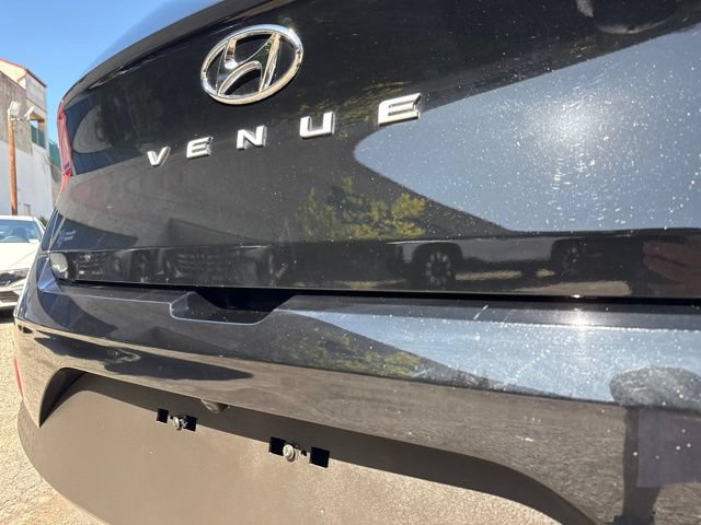 Used 2026 Hyundai Venue SEL FWD image 17