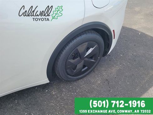 Used 2024 Toyota Prius Prime SE image 9