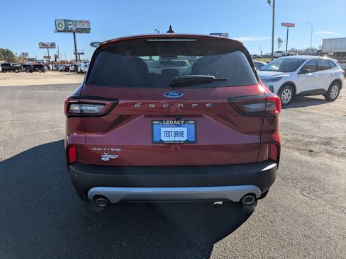 New 2026 Ford Escape Active w/ Active Premium Tech Pack FWD image 5