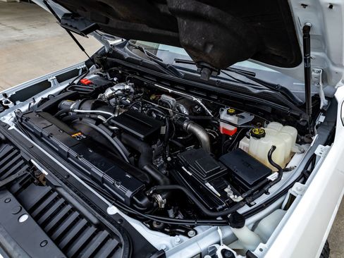 Used 2024 GMC Sierra 2500 Denali image 40