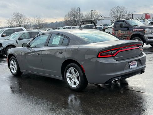 Used 2023 Dodge Charger SXT w/ Cold Weather Package image 5