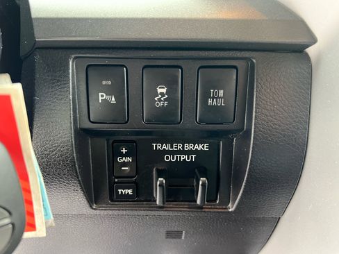 Used 2016 Toyota Tundra SR5 image 50