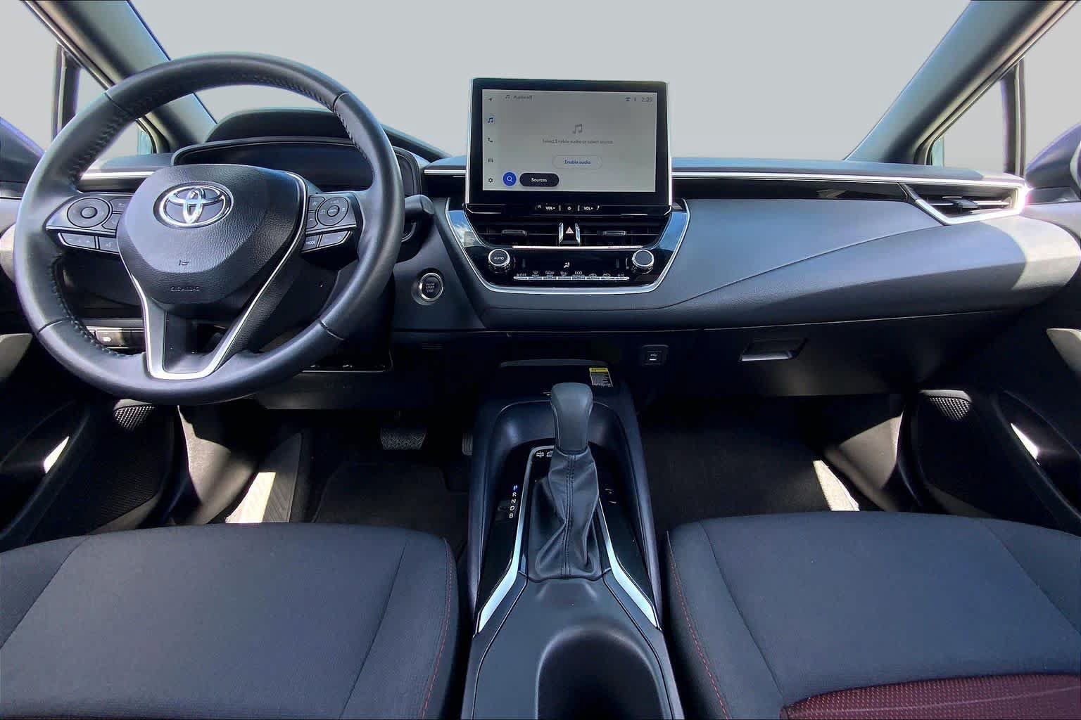 Certified 2026 Toyota Corolla SE w/ SE Package FWD image 15