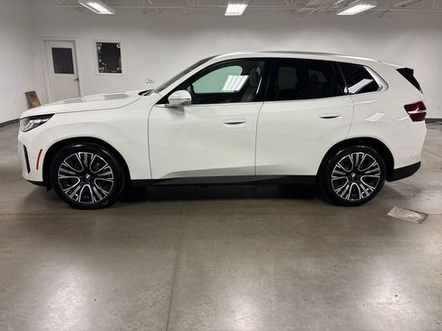 New 2026 BMW X3 xDrive30 w/ Convenience Package image 2