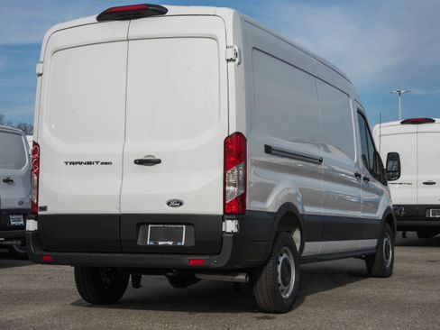 New 2026 Ford Transit 250 148 Medium Roof image 4