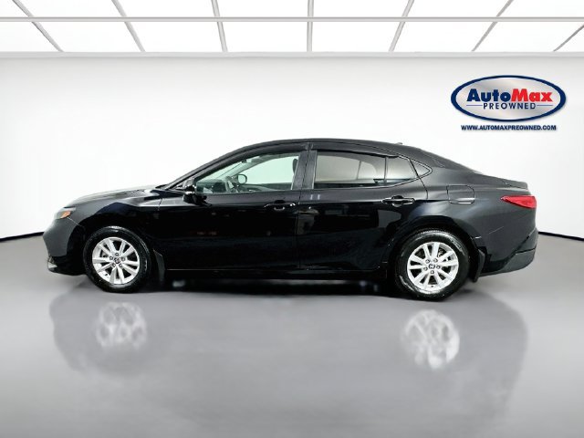Used 2025 Toyota Camry LE w/ Convenience Package FWD image 8