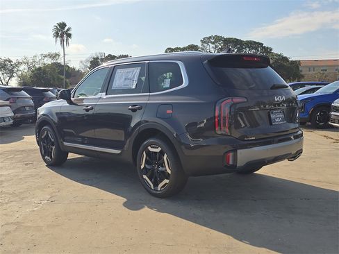 New 2025 Kia Telluride EX image 6