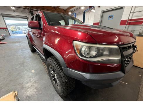 Used 2018 Chevrolet Colorado ZR2 image 2